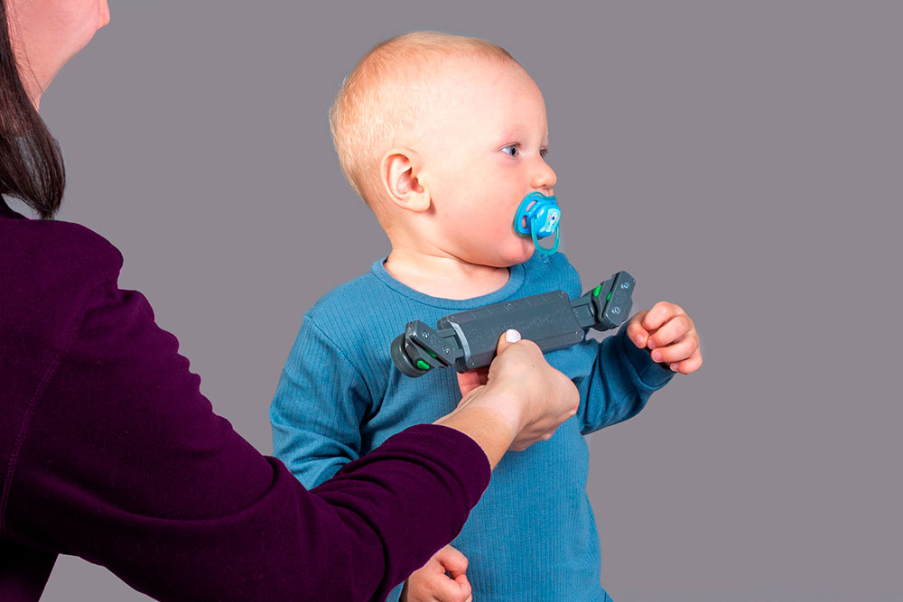 Что делать, если длины планки не хватает по ширине плеч?